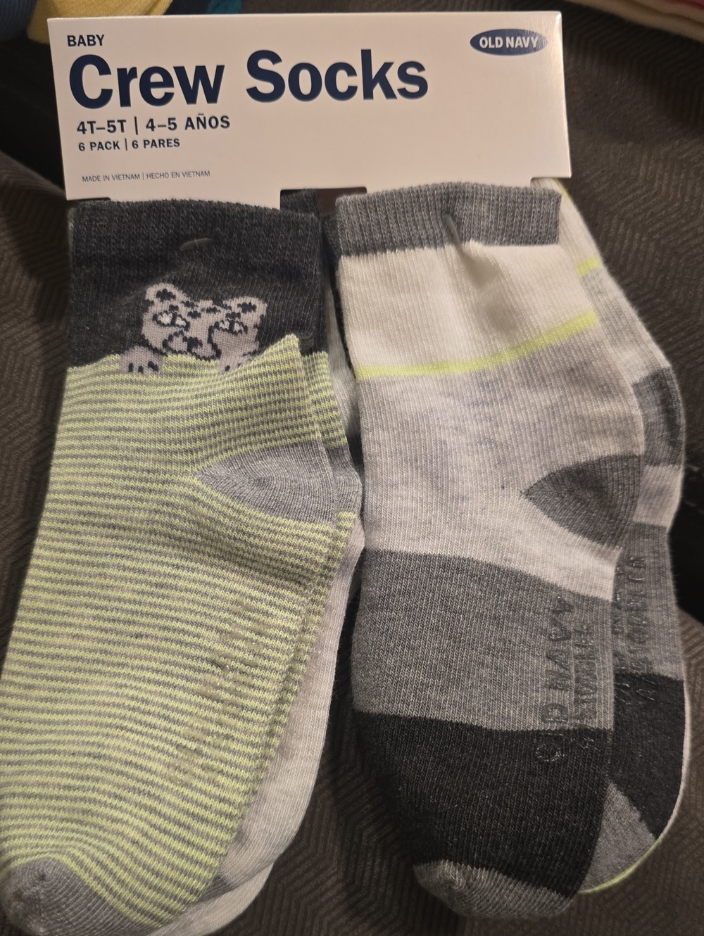 Old Navy Kids Crew Socks - Gray, Light Green & White (6 Pack)